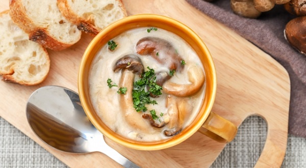 寒い日は温かいスープを作りませんか？