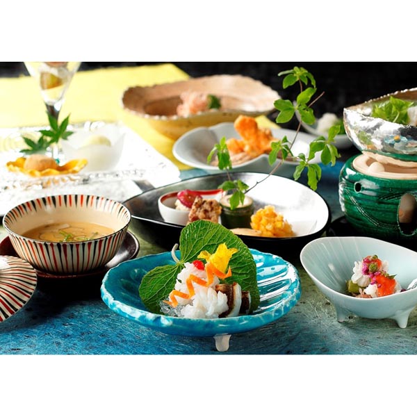 名古屋なだ万　ミニ懐石ランチ＋ワンドリンク　2名様